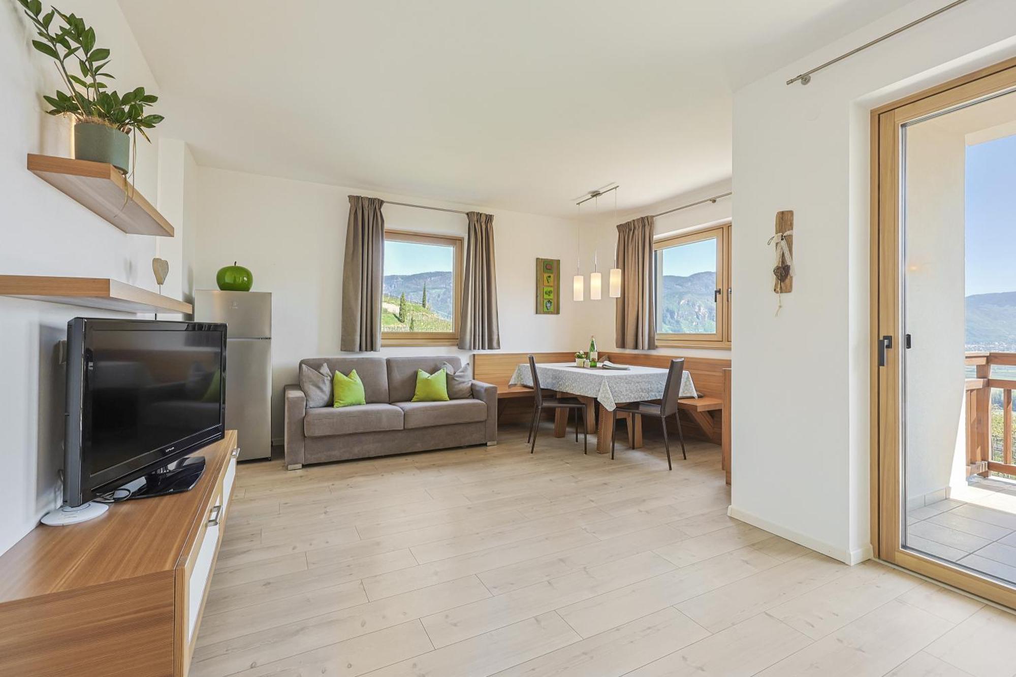 Egarter Appartement Eppan an der Weinstraße Buitenkant foto