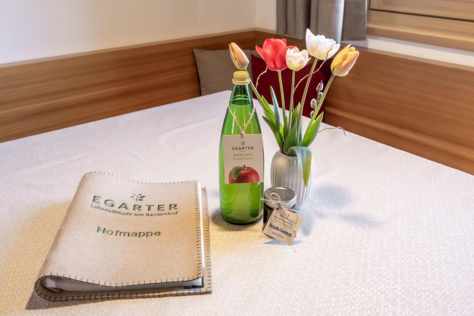 Egarter Appartement Eppan an der Weinstraße Buitenkant foto
