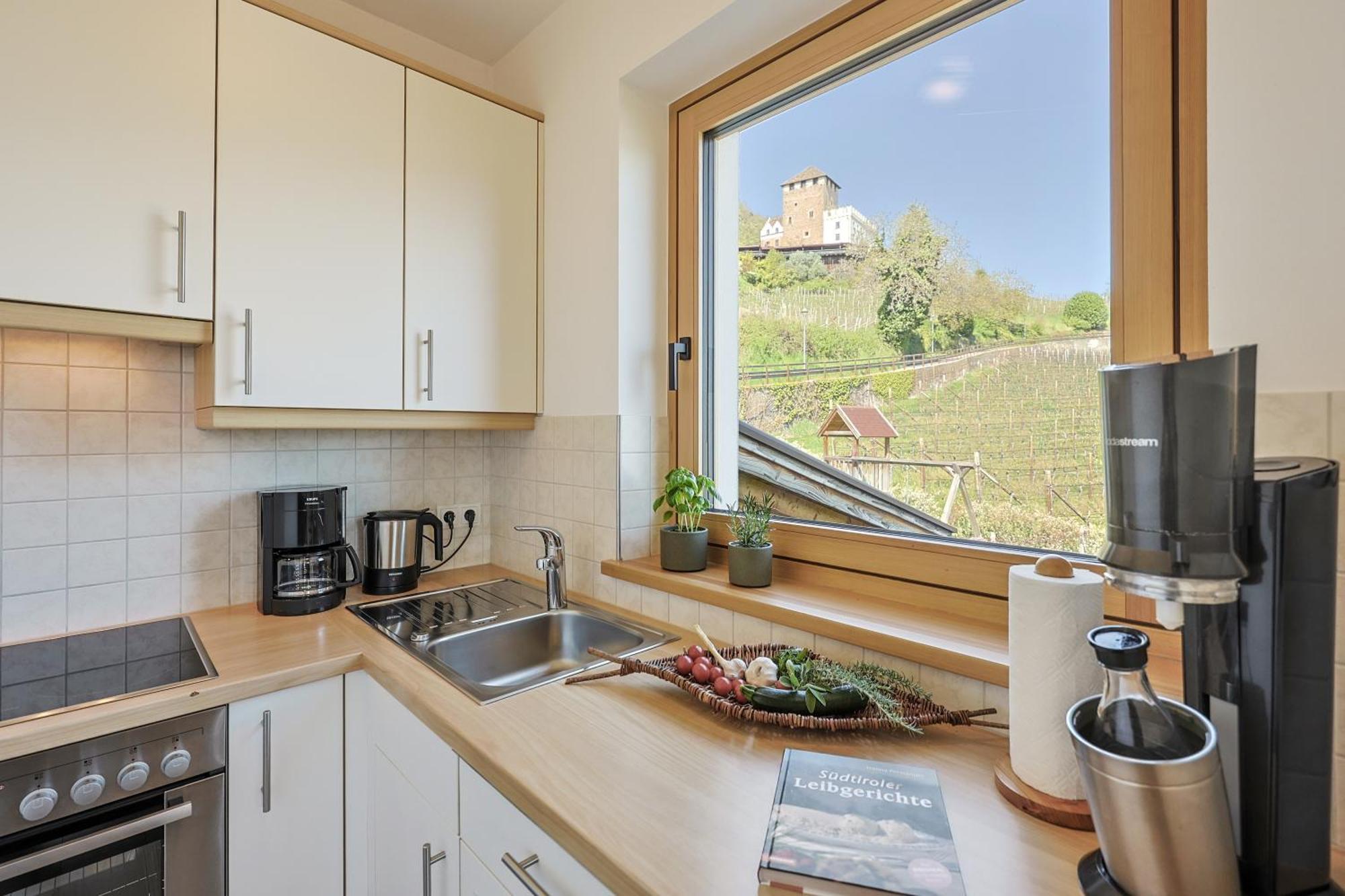 Egarter Appartement Eppan an der Weinstraße Buitenkant foto