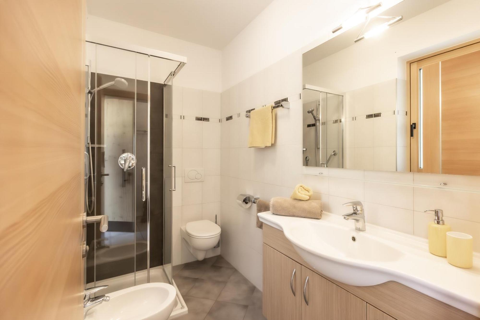 Egarter Appartement Eppan an der Weinstraße Buitenkant foto
